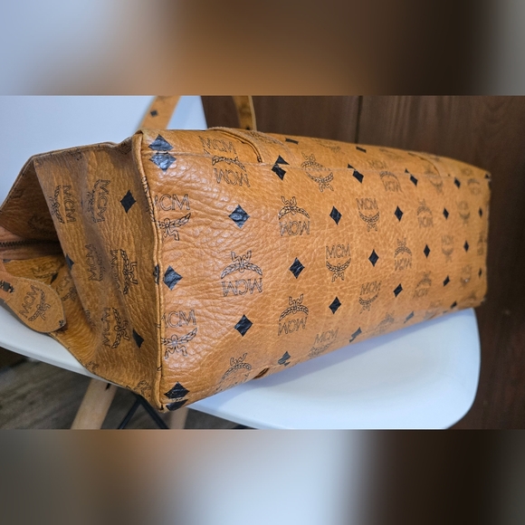 MCM Visetos Coated Canvas Shopper Tote - Picture 4 of 17